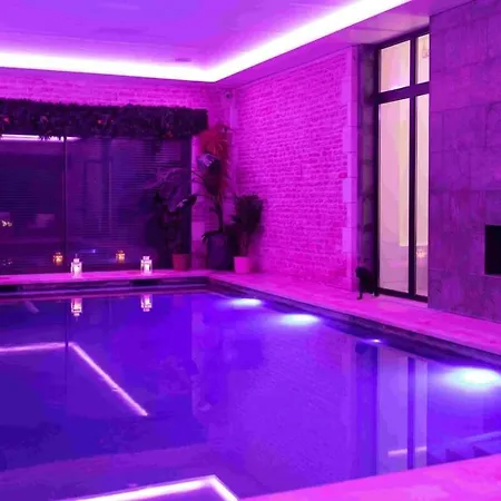 Ferienhaus Luxurious With A Heated Swimming Pool *