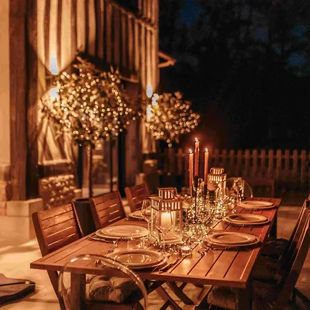 Ferienhaus Luxurious With A Heated Swimming Pool