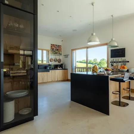 Luxurious With A Heated Swimming Pool Bonneville-sur-Touques