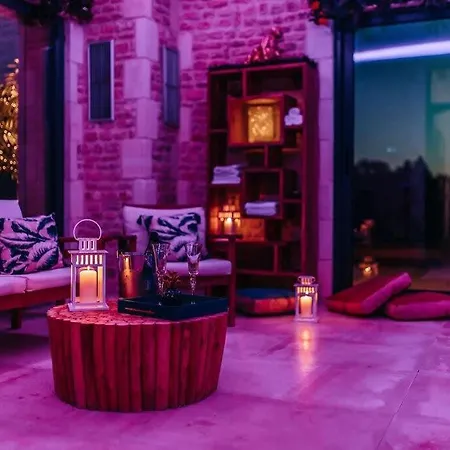 Luxurious With A Heated Swimming Pool Ferienhaus Bonneville-sur-Touques